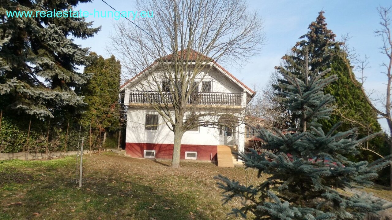 Nemesbük: Mehrgenerationenhaus bei Héviz 